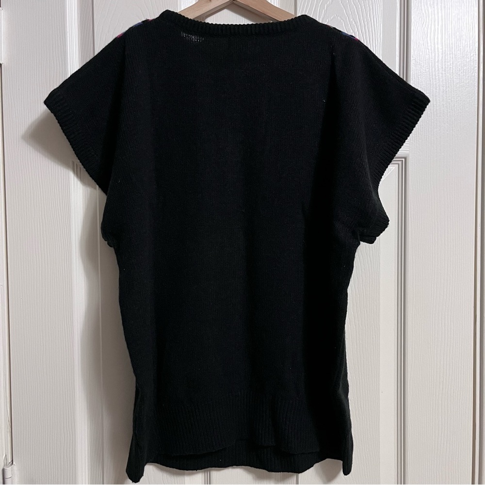 VTG C.S.T Studio Black Sleeveless Knit Sweater Vest Vertical Designs 80 90 Sz S - Picture 4 of 4